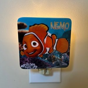 Super cute Nemo nightlight